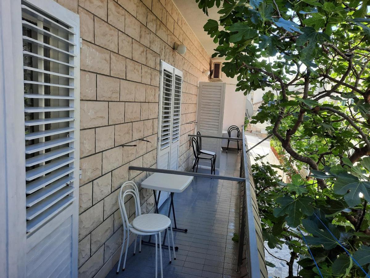 Apartments With A Parking Space Makarska - 12211 Экстерьер фото