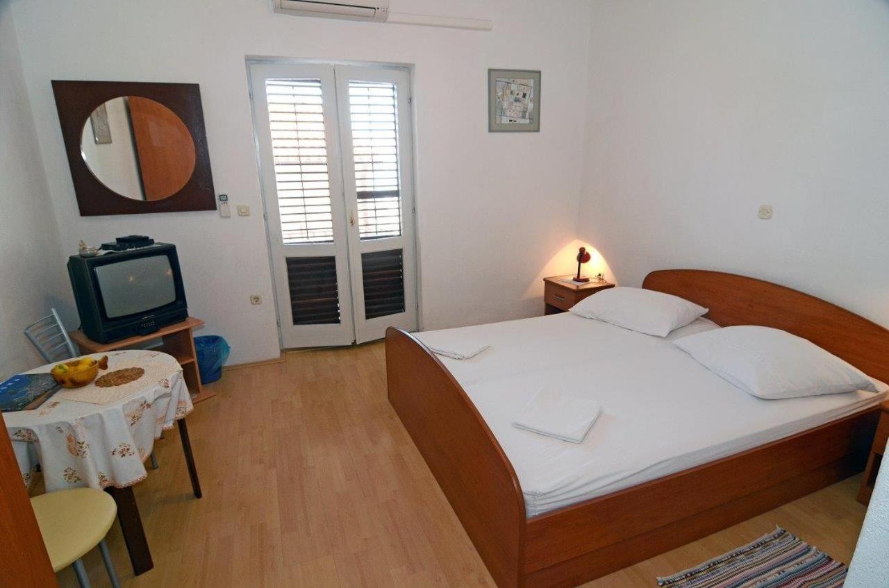 Apartments With A Parking Space Makarska - 12211 Экстерьер фото