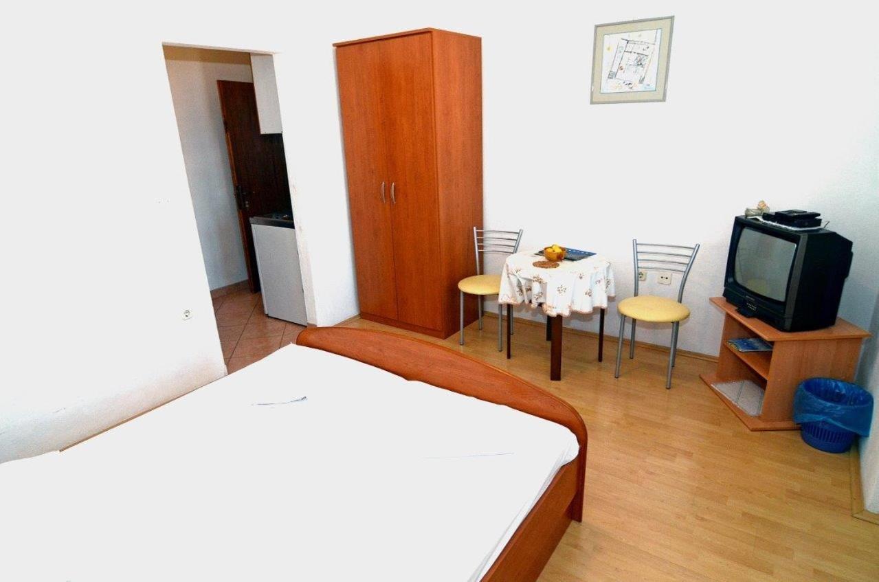 Apartments With A Parking Space Makarska - 12211 Номер фото
